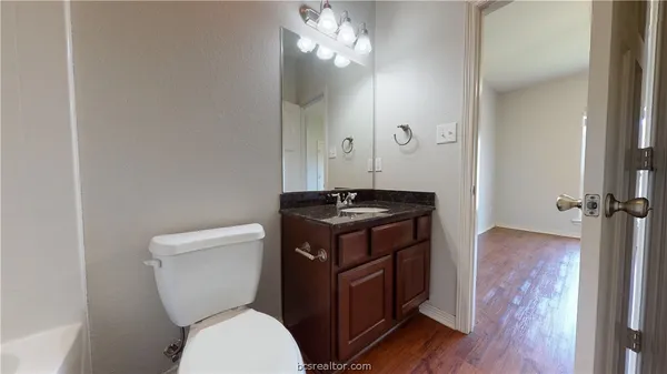 $2,800 | 2501 Horse Shoe Drive, College Station, TX 77845