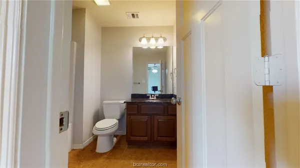 $2,800 | 2501 Horse Shoe Drive, College Station, TX 77845