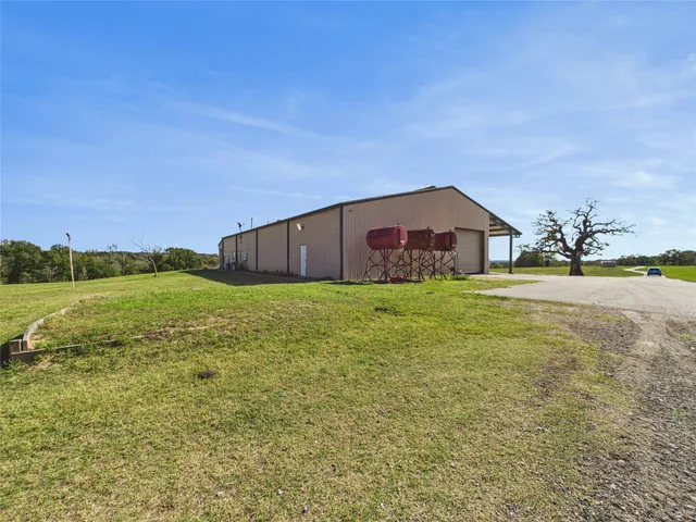 $8,000,000 | 12794 County Road 307, Navasota, TX 77868