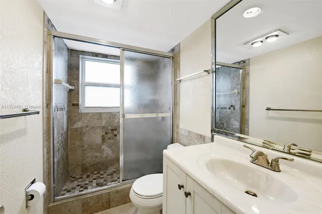 $320,800 | 3050 North Palm Aire Drive, Unit 501, Pompano Beach, FL 33069