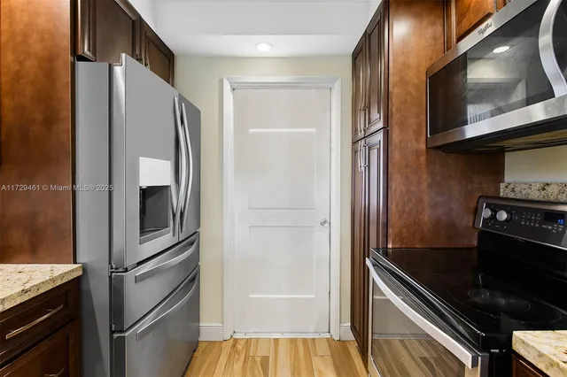 $320,800 | 3050 North Palm Aire Drive, Unit 501, Pompano Beach, FL 33069