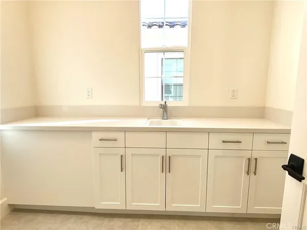 $7,000 | 222 Parkwood, Irvine, CA 92620