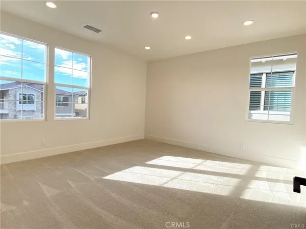 $7,000 | 222 Parkwood, Irvine, CA 92620