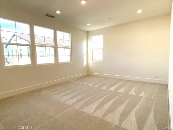$7,000 | 222 Parkwood, Irvine, CA 92620