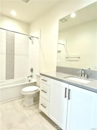 $7,000 | 222 Parkwood, Irvine, CA 92620
