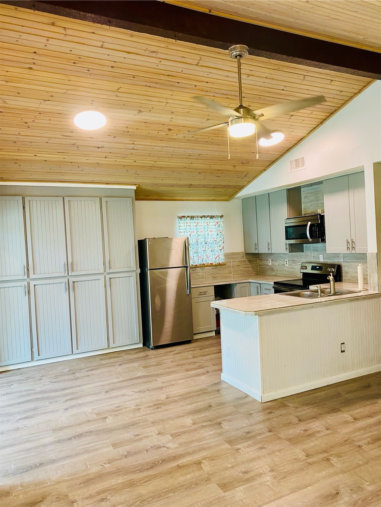 28624 Rantoul Court Point Blank, TX 77364 - Photo 6 of 29