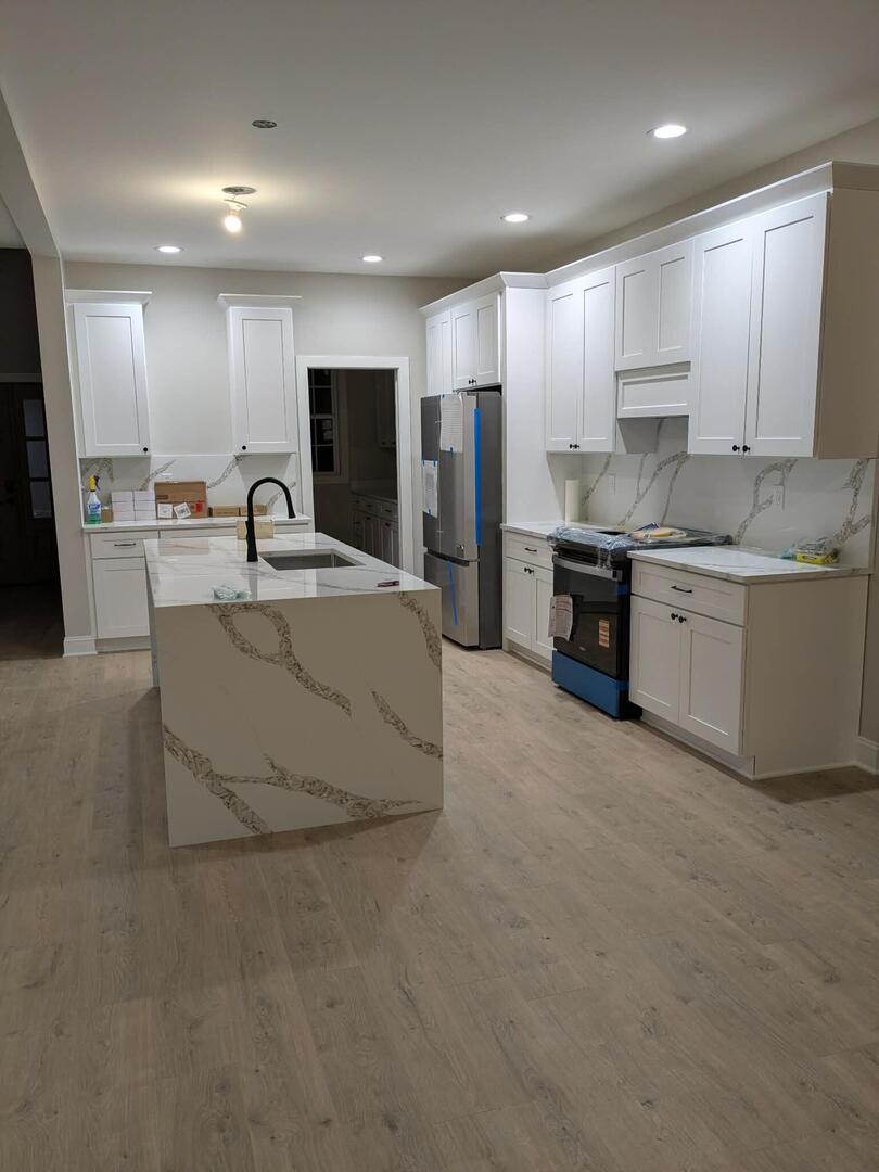 675 South Regulators Street Creston, IL 60113 - Photo 4 of 4