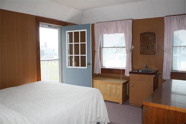 38 Rebecca Road Scituate, MA 02066 - Photo 4 of 7 a bedroom with a bed and a window