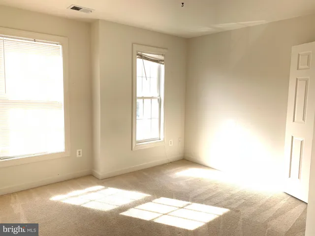 $2,800 | 41824 Progress Terrace, Aldie, VA 20105