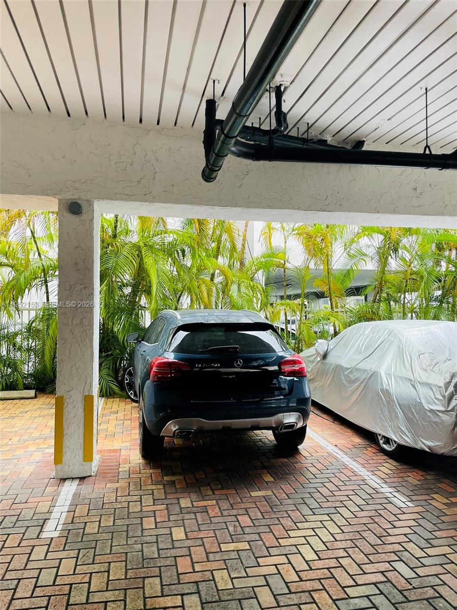 1674 Bay Road, Unit 405 Miami Beach, FL 33139 - Photo 3 of 22