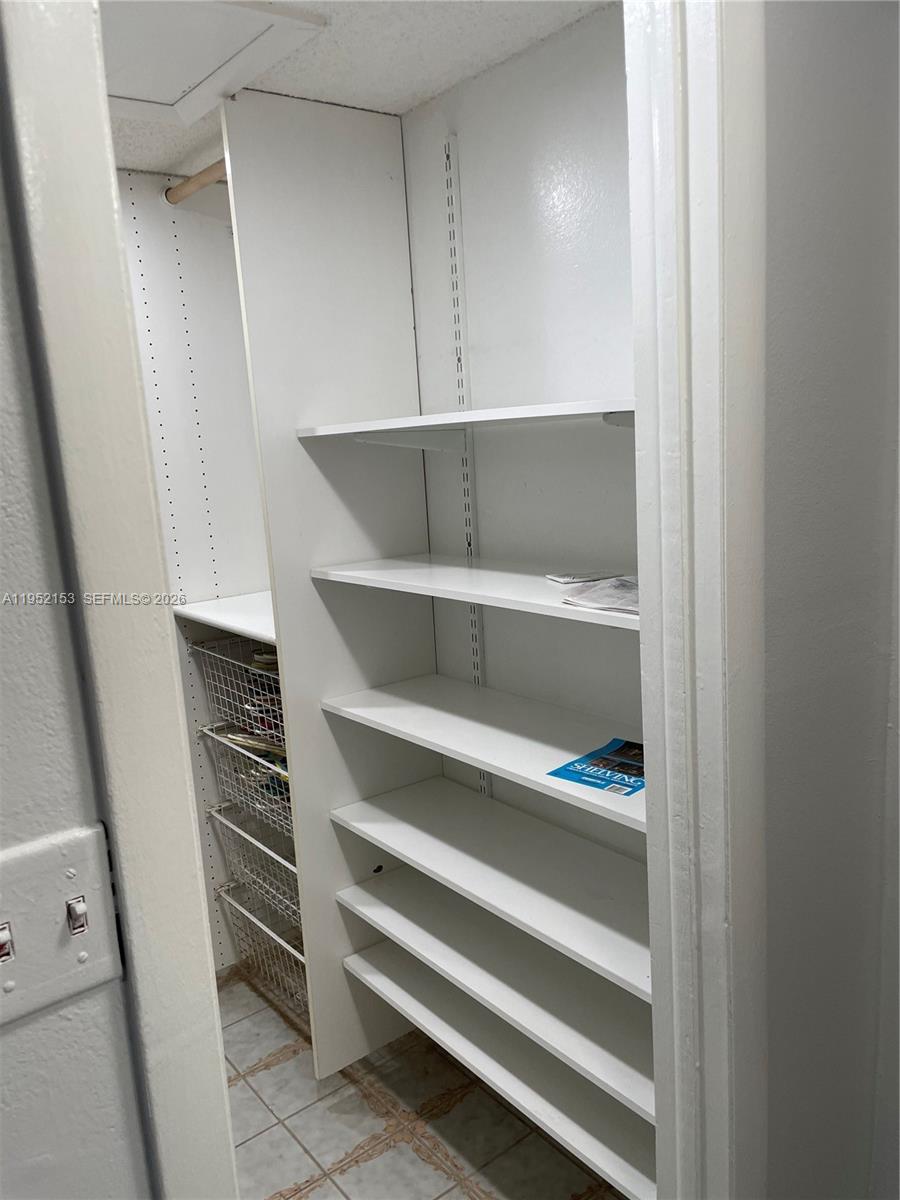 1674 Bay Road, Unit 405 Miami Beach, FL 33139 - Photo 10 of 22