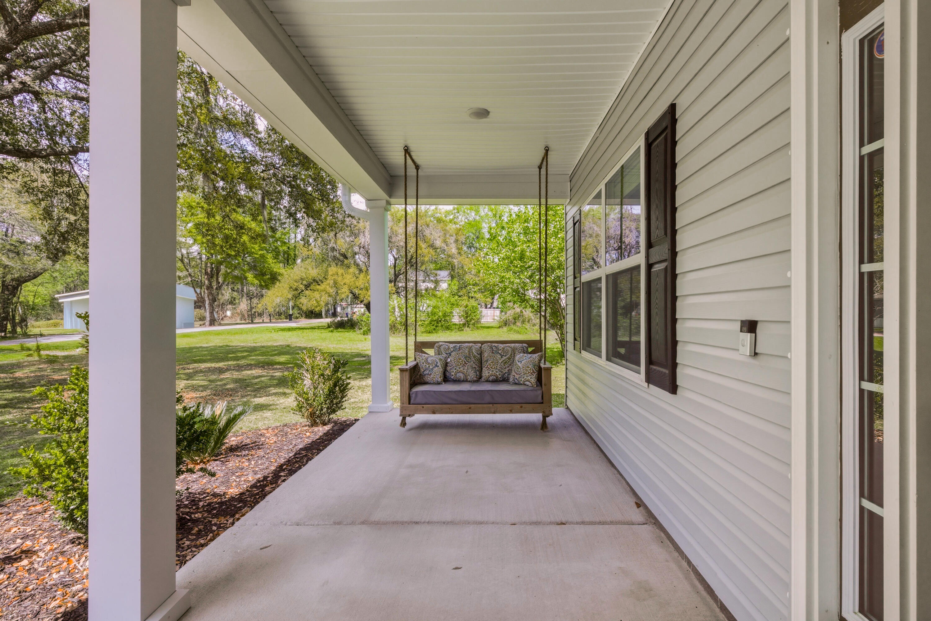550 Fleming Road Charleston, SC 29412 - Photo 5 of 51 550 Fleming-13