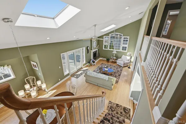 $1,599,999 | 133 Thornwood Road, Massapequa Park, NY 11762