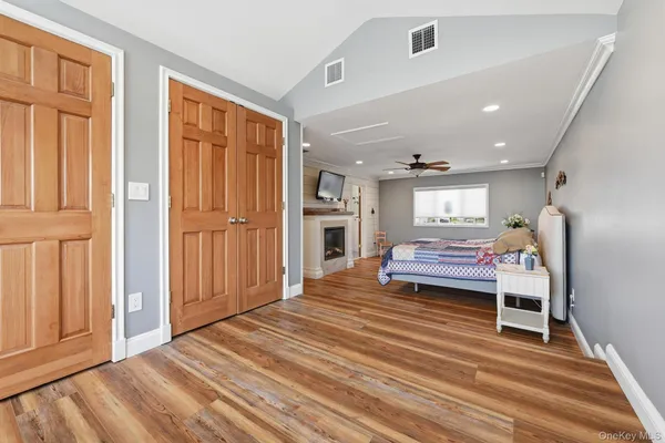 $1,599,999 | 133 Thornwood Road, Massapequa Park, NY 11762