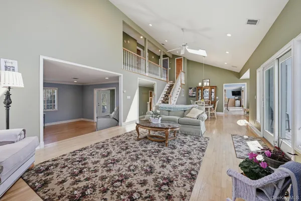 $1,599,999 | 133 Thornwood Road, Massapequa Park, NY 11762