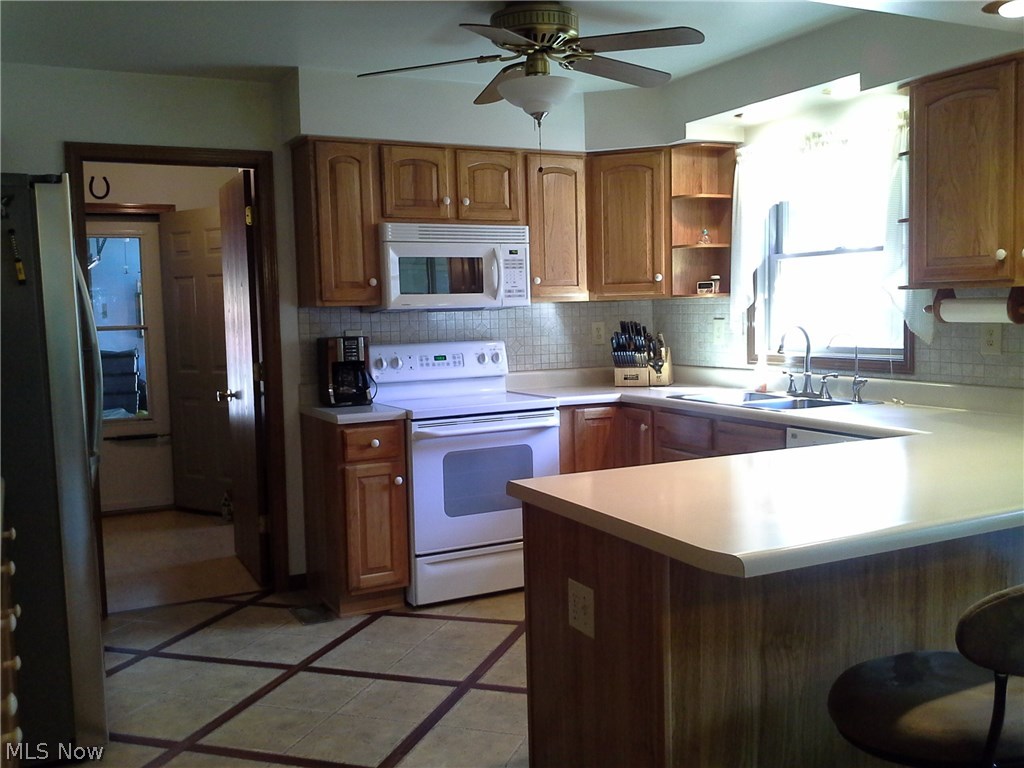 12141 Hotchkiss Road Burton, OH 44021 - Photo 12 of 34 Gallery Image 12