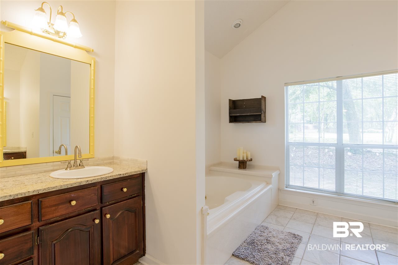 571 Ridgewood Drive Daphne, AL 36526 - Photo 30 of 39