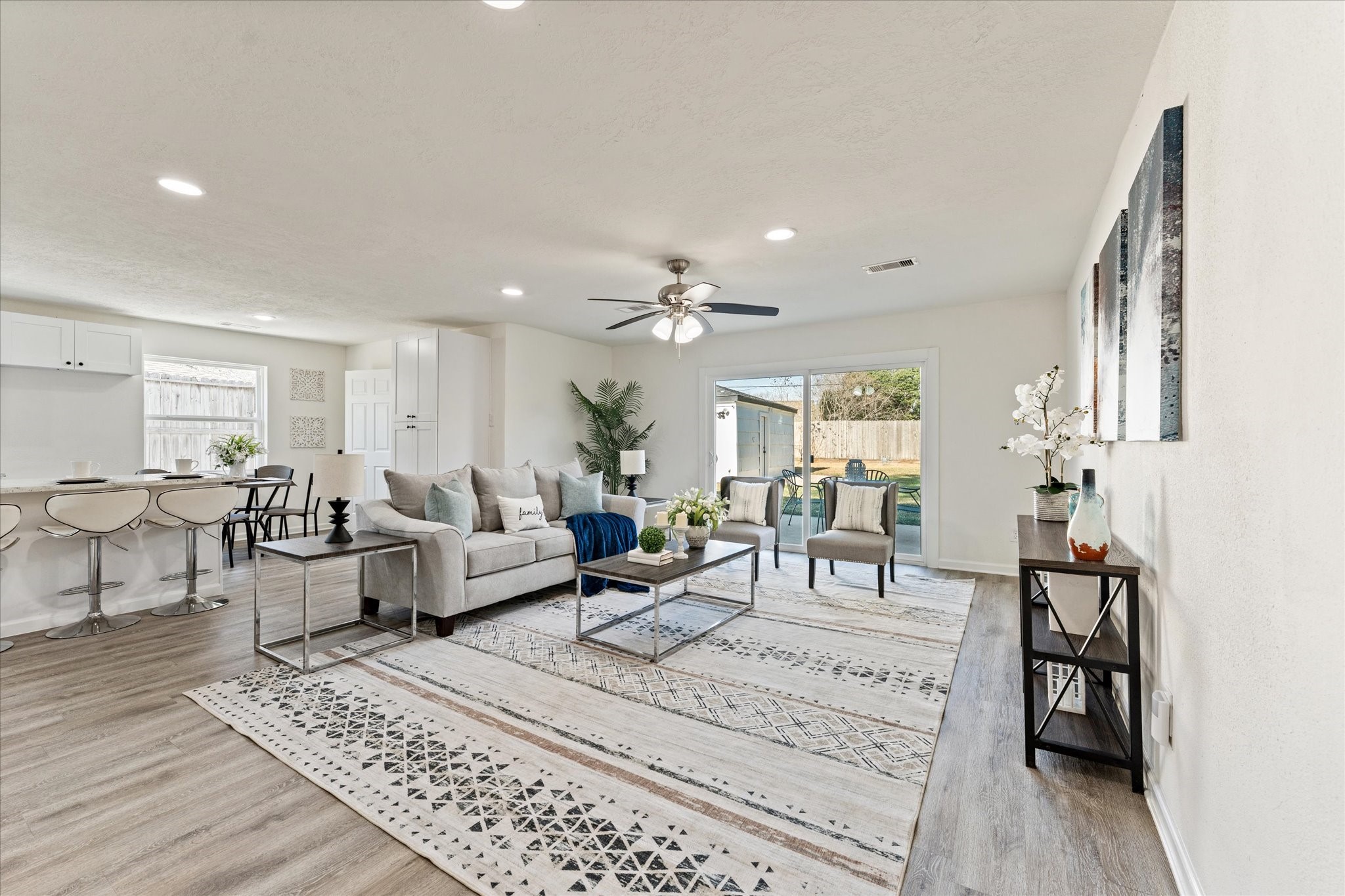 6030 Beaudry Drive Houston, TX 77035 - Photo 11 of 45 a living room with furniture and a table