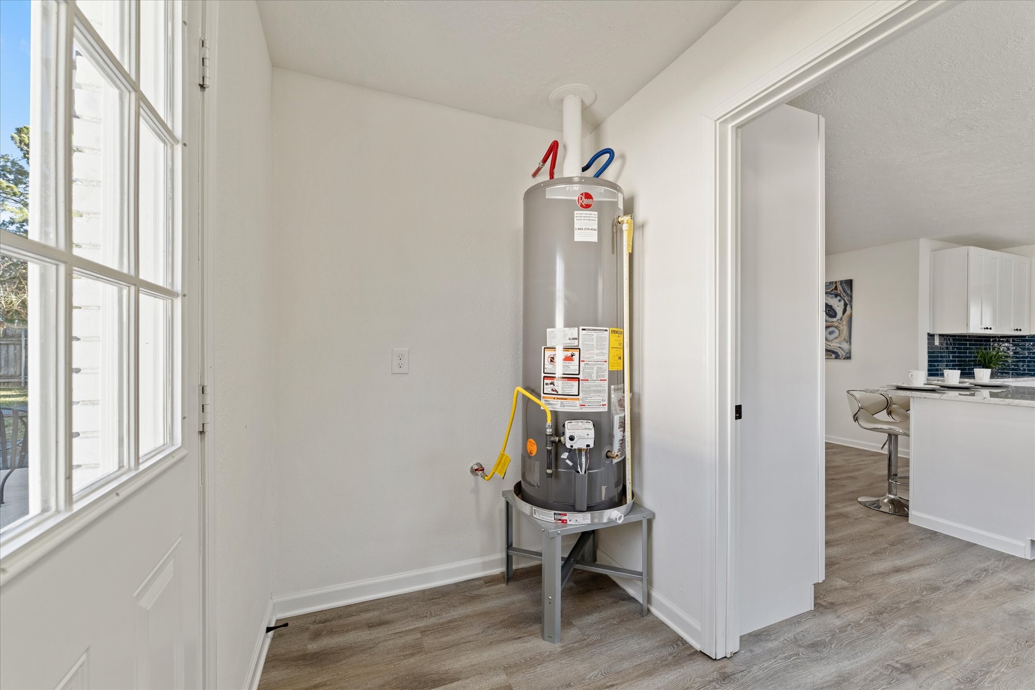 6030 Beaudry Drive Houston, TX 77035 - Photo 18 of 45 a view of livingroom with furniture and wooden floor