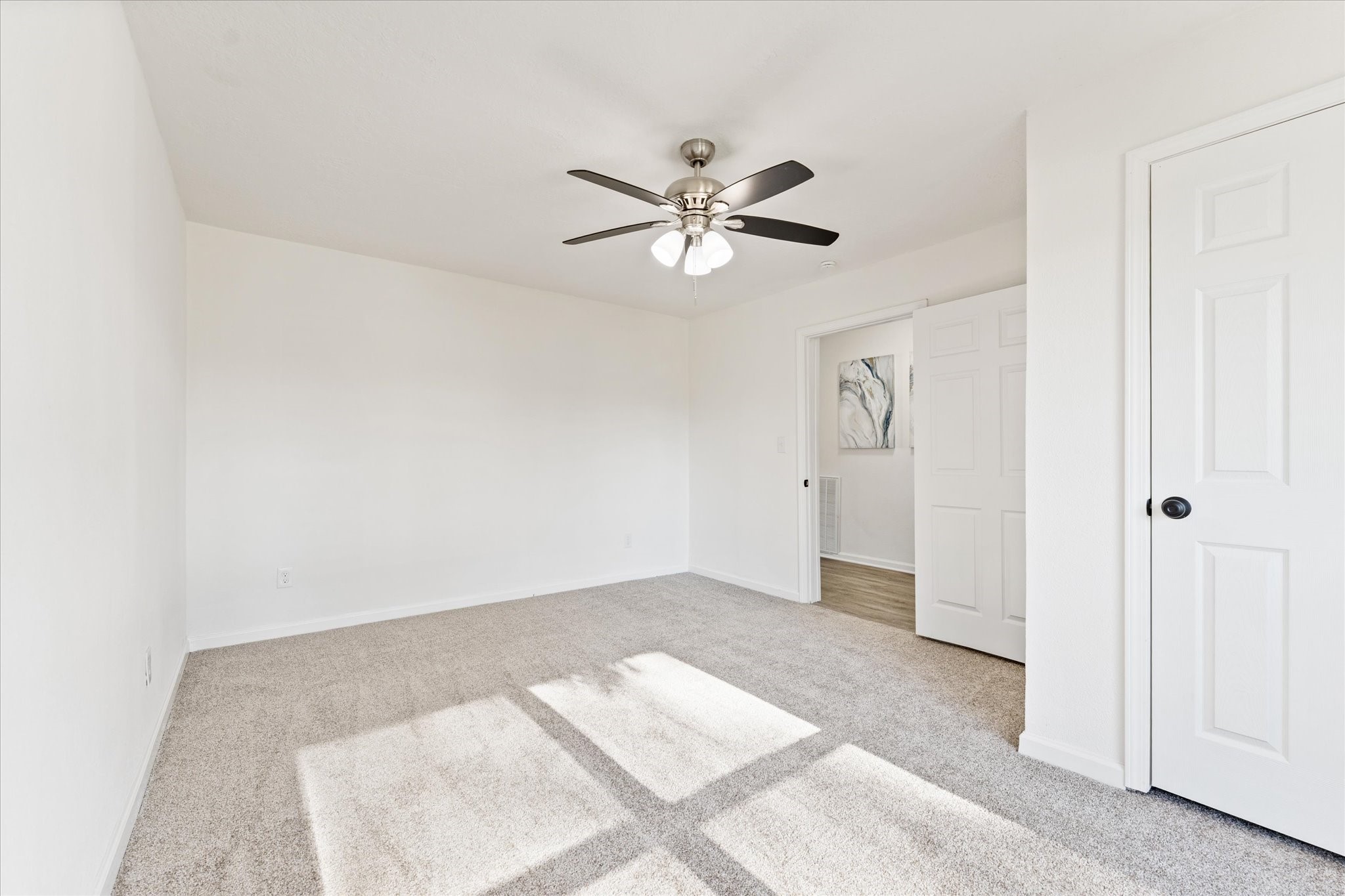 6030 Beaudry Drive Houston, TX 77035 - Photo 9 of 45 a view of an empty room