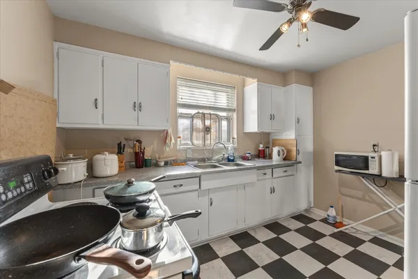 $109,900 | 1502 Delmont Court, Unit 1, Urbana, IL 61801