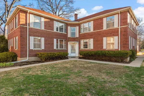 $109,900 | 1502 Delmont Court, Unit 1, Urbana, IL 61801