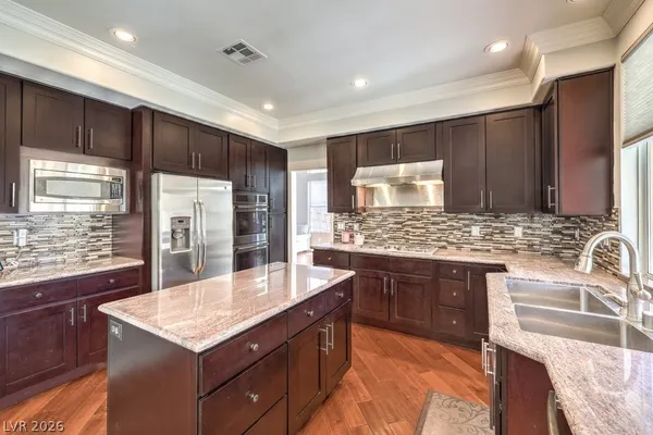 $3,495 | 8313 Paseo Vista Drive, Las Vegas, NV 89128