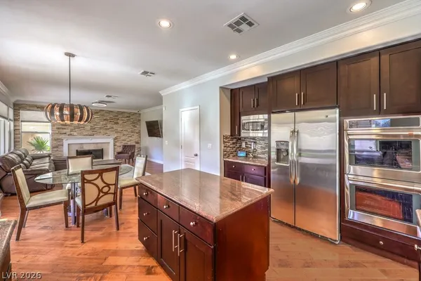 $3,495 | 8313 Paseo Vista Drive, Las Vegas, NV 89128