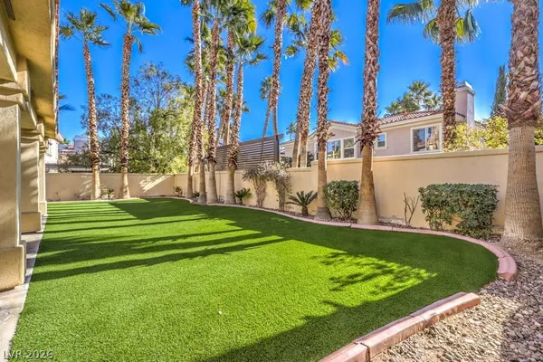 $3,495 | 8313 Paseo Vista Drive, Las Vegas, NV 89128