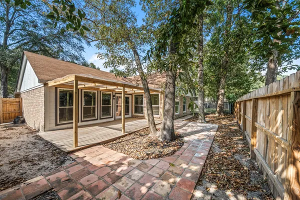 $345,000 | 238 Point Clear Drive, Conroe, TX 77304