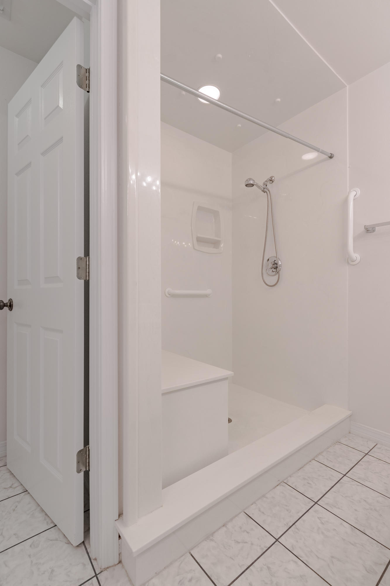 5909 Old Bethel Road Crestview, FL 32536 - Photo 29 of 47 a bathroom with a shower