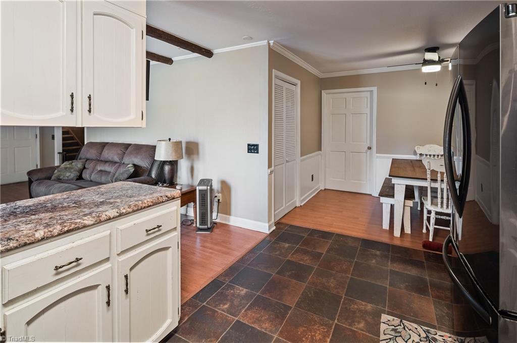 2198 South McKinney Road Mount Airy, NC 27030 - Photo 13 of 48