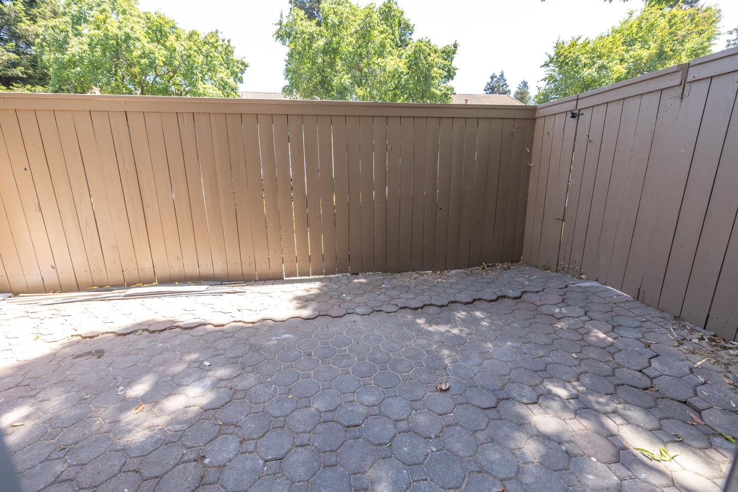 3700 Tully Road, Unit 5 Modesto, CA 95356 - Photo 22 of 38 a view of wooden fence