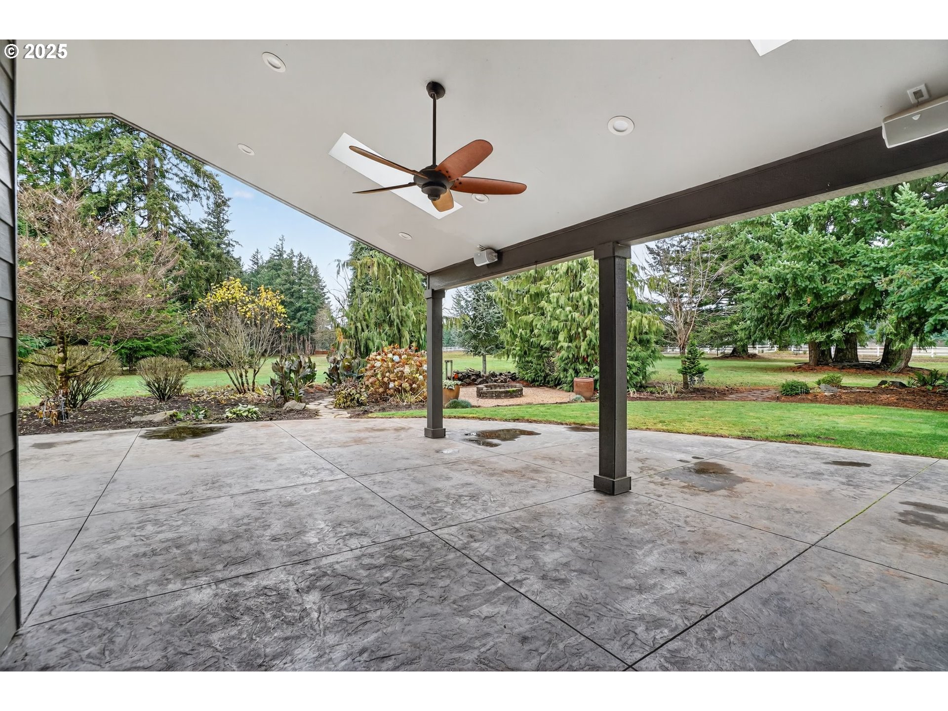 18740 South Upper Highland Road Beavercreek, OR 97004 - Photo 33 of 48 a view of a porch with a yard