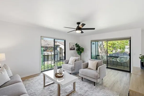 $1,100,000 | 777 San Antonio Road, Unit 128, Palo Alto, CA 94303