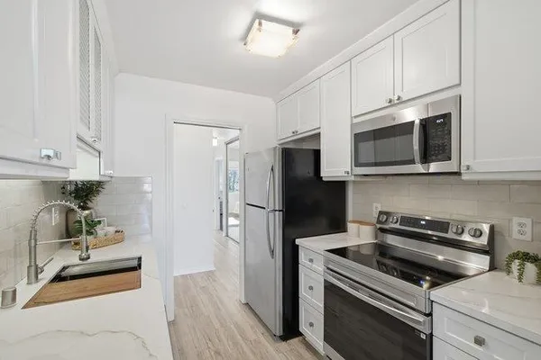 $1,100,000 | 777 San Antonio Road, Unit 128, Palo Alto, CA 94303