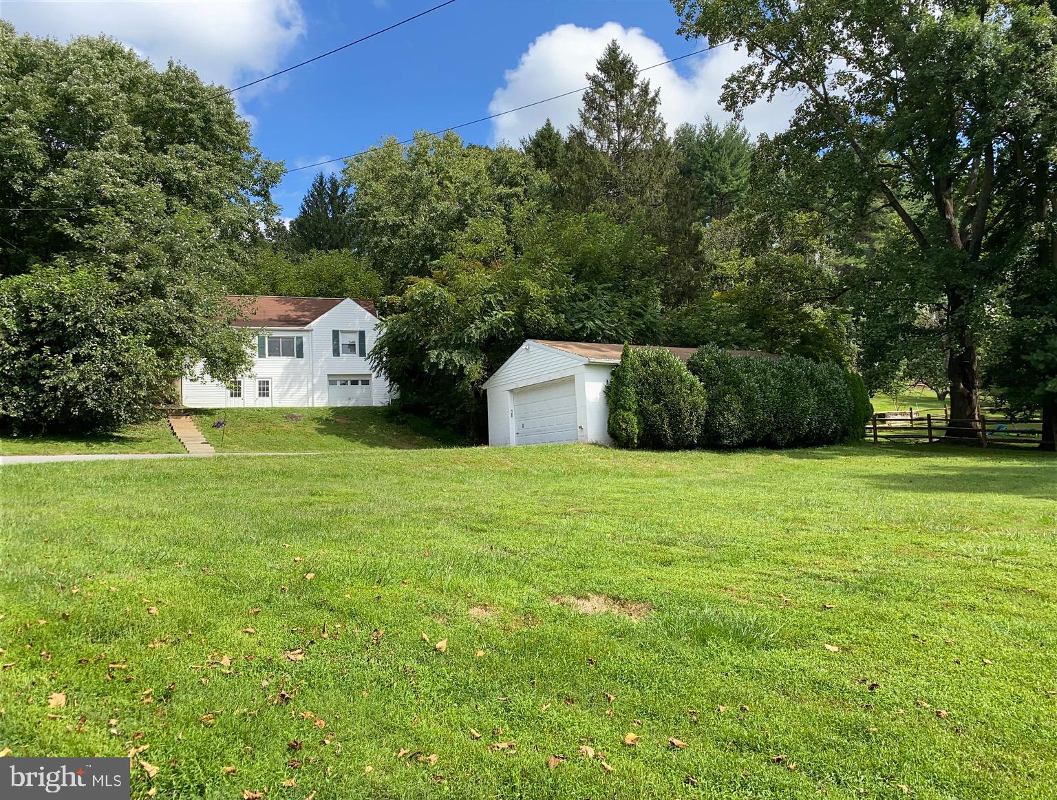 2024 Western Run Road Cockeysville, MD 21030 - Photo 2 of 33