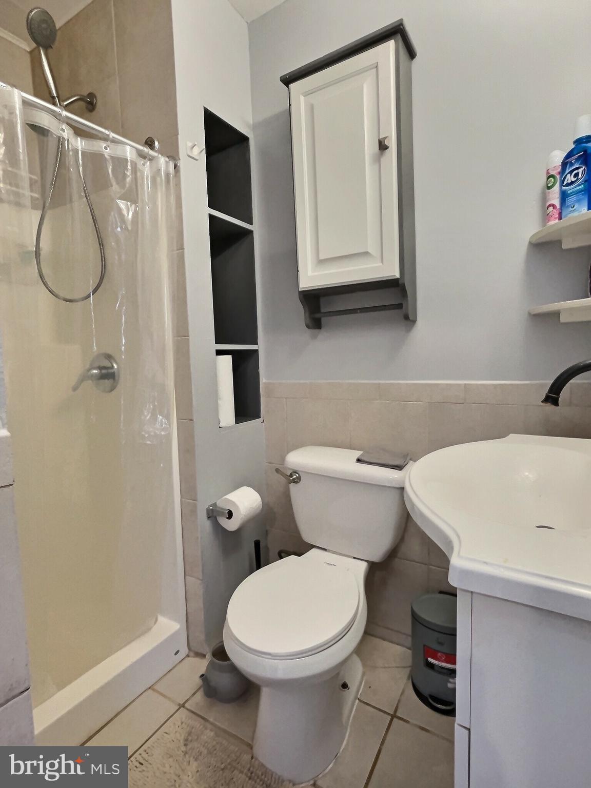 2462 Yardville Hamilton Square Road Hamilton, NJ 08690 - Photo 6 of 12