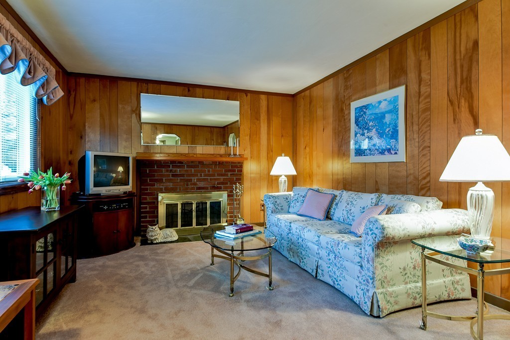 31 Wilmont Road Framingham, MA 01701 - Photo 2 of 18 Gallery Image 2