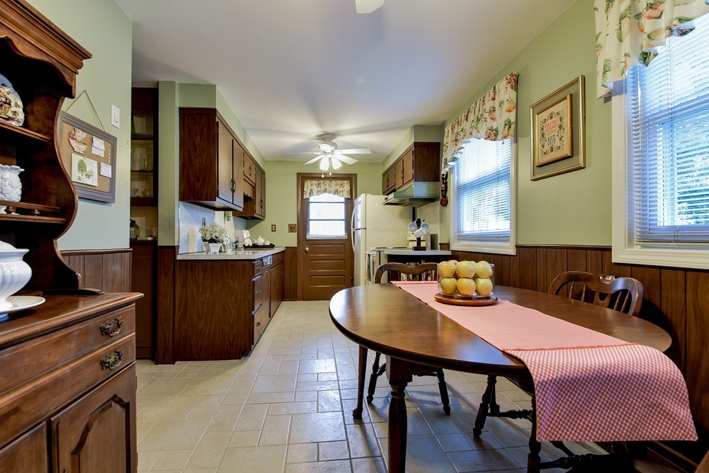31 Wilmont Road Framingham, MA 01701 - Photo 4 of 18 Gallery Image 4
