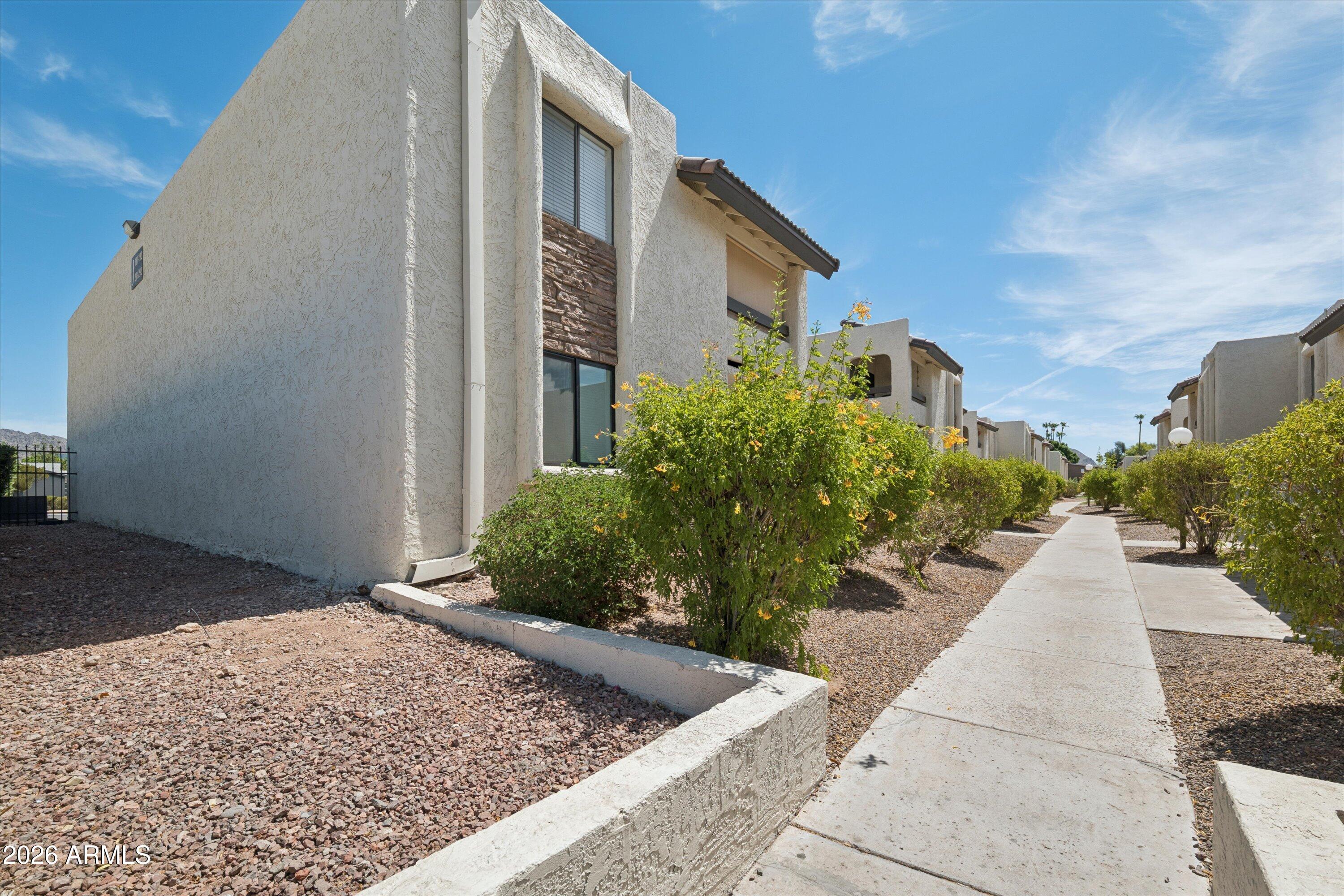 3825 East Camelback Road, Unit 186 Phoenix, AZ 85018 - Photo 27 of 30 33-P1751512