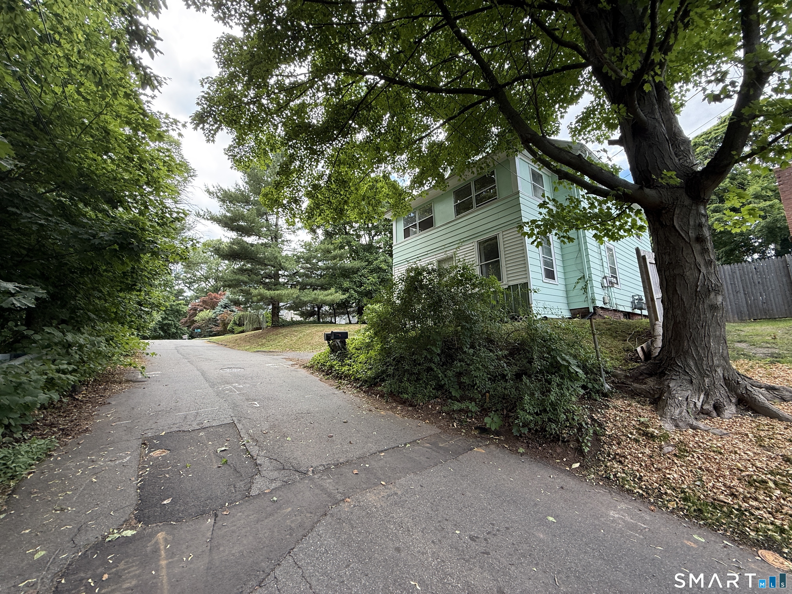 45 Birch Road Meriden, CT 06451 - Photo 4 of 14