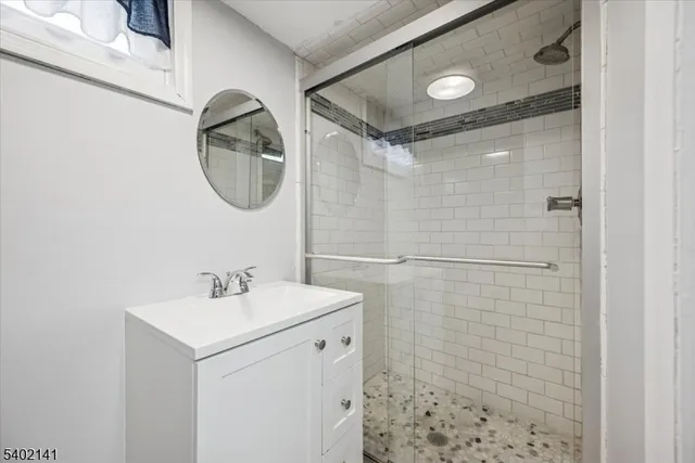 $2,300 | 16 Cross Street, Unit A, Madison, NJ 07940