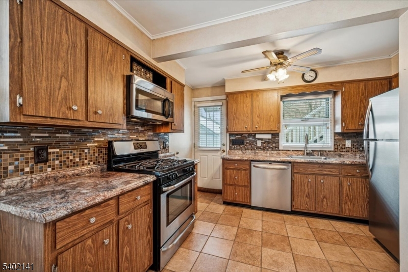 16 Cross Street, Unit A Madison, NJ 07940 - Photo 10 of 26