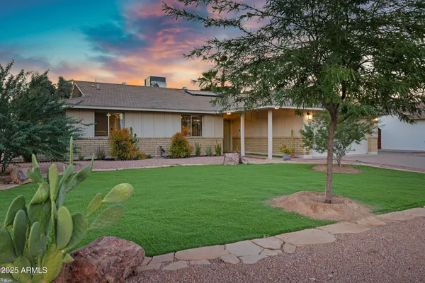 $579,000 | 1824 West Seldon Lane, Phoenix, AZ 85021