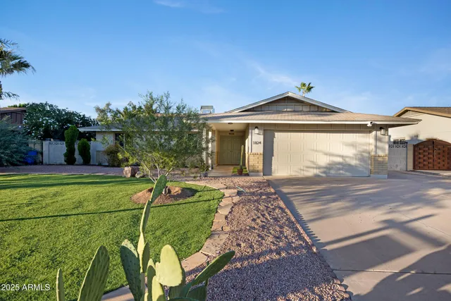 $635,000 | 1824 West Seldon Lane, Phoenix, AZ 85021