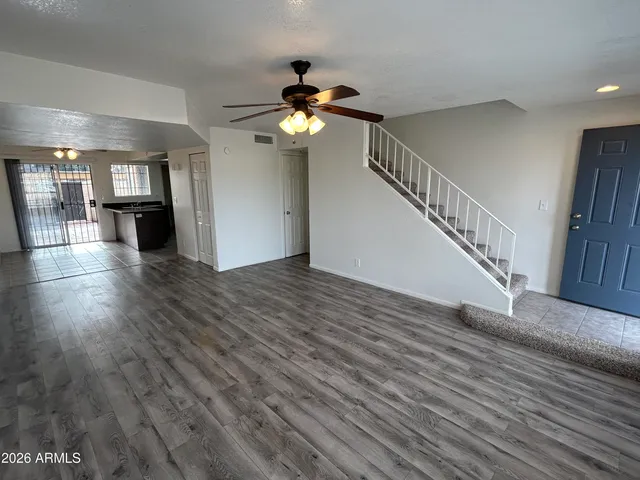 $1,400 | 5827 North 59th Drive, Glendale, AZ 85301