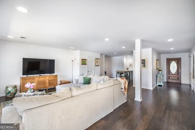 $525,000 | 132 Mossland Drive, Perry, GA 31069