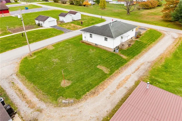 view of a back yard of the house