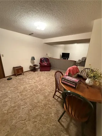 $277,500 | 541 West Grant Street, Maryville, MO 64468